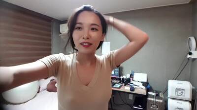 Lee - Giannie Lee No Bra See Through Nipples Twitch Video - hclips