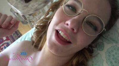 Nerd teen in glasses POV sex video - sunporno.com