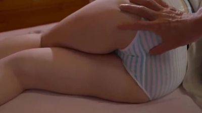 04119,Woman writhing in lewd play - upornia - Japan