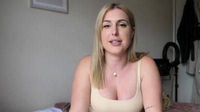 SPH busty solo femina talks dirty - drtuber - Britain