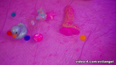 Scarlet Chase - Scarlet Chase in Slime Bath Vol. 2, Scene #01 - hotmovs.com