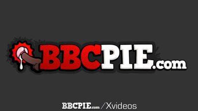 Vanna Bardot - Compilation of BBCPIEs with multiple creampies in vanna Bardot and Addison Ryder - sexu.com