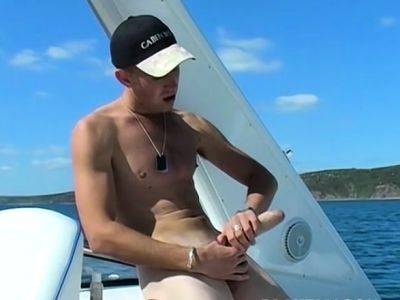 Young jock Matt H masturbates his huge dick outdoor and cums - drtuber