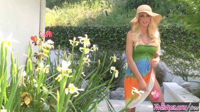 James - Casey James stars at Gardening Tools as she tries to garden like a pro - sexu.com