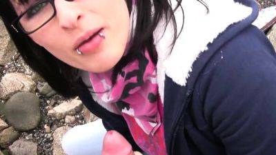 Shelly Blowjob in public - drtuber