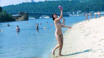 Young nudists is tantalizing and making the girls around her jealous - hclips