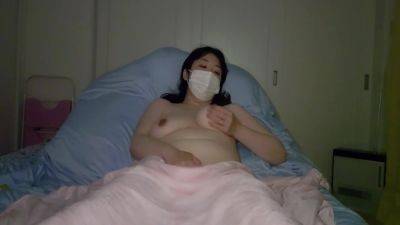 A Married Woman Masturbates Because Shes Horny Before Going To Bed - upornia