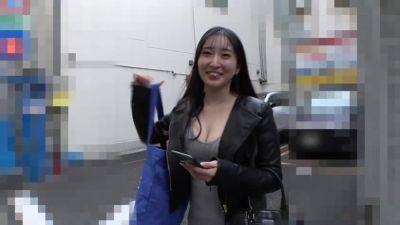 【爆乳Jcup×甘サド痴女】普段は社長のちんぽ舐めてます。バブみ深めの爆乳おねえさん。アナルまで舐めてくれてJ乳によるパイズリ、杭打ち騎乗位で精子搾り取られちゃいました⭐︎ - hotmovs.com - Japan